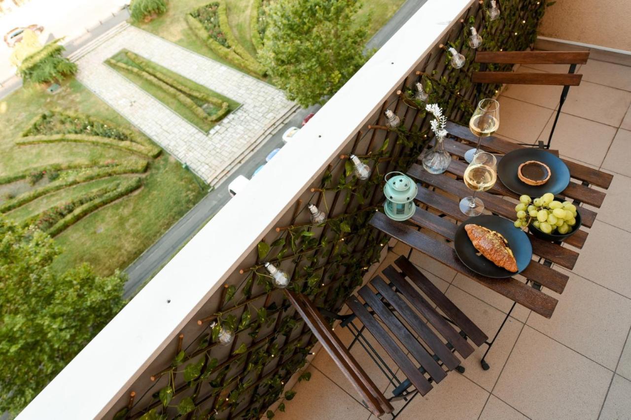 Spectacular Views & Modern Comfort: Your Dream Duplex In Central Bucharest Apartamento Exterior foto